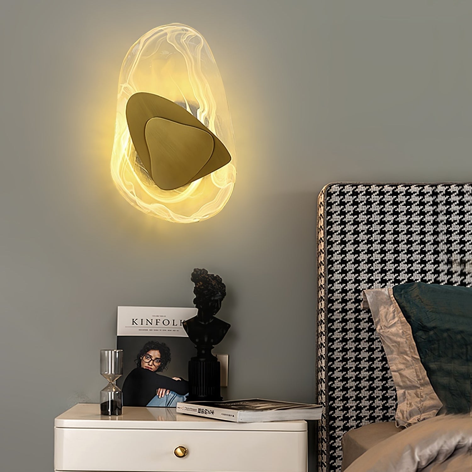 Beatrice Künstlerische schwarze Glas-Wandlampe | Fioriscas