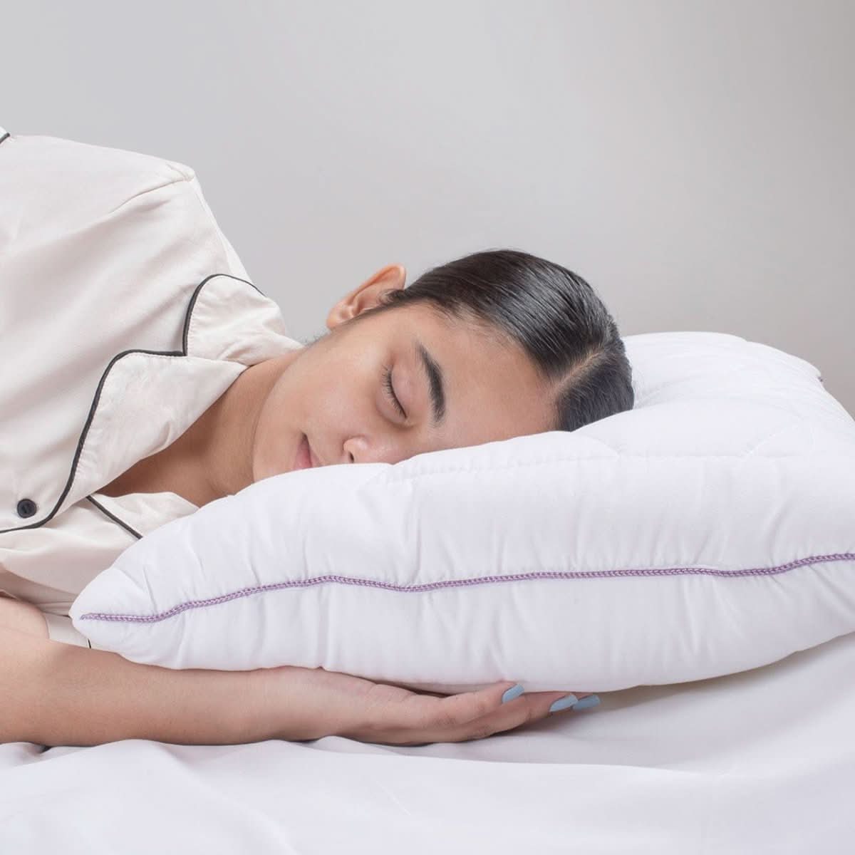 Veluvon Serenity pillow, for sensitive skin and restful, clean sleep. - Fioriscas