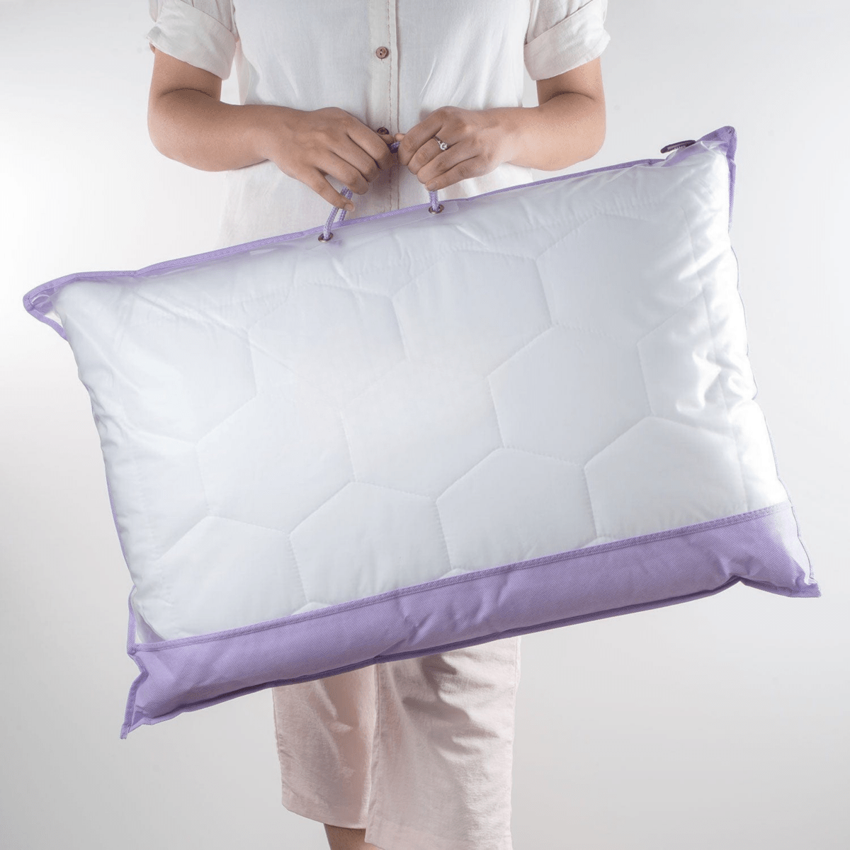 Veluvon Serenity pillow, for sensitive skin and restful, clean sleep. - Fioriscas