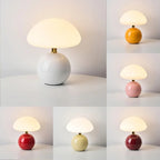 Lyvara crème-kleurige keramische paddenstoel-tafellamp in Bauhaus-stijl