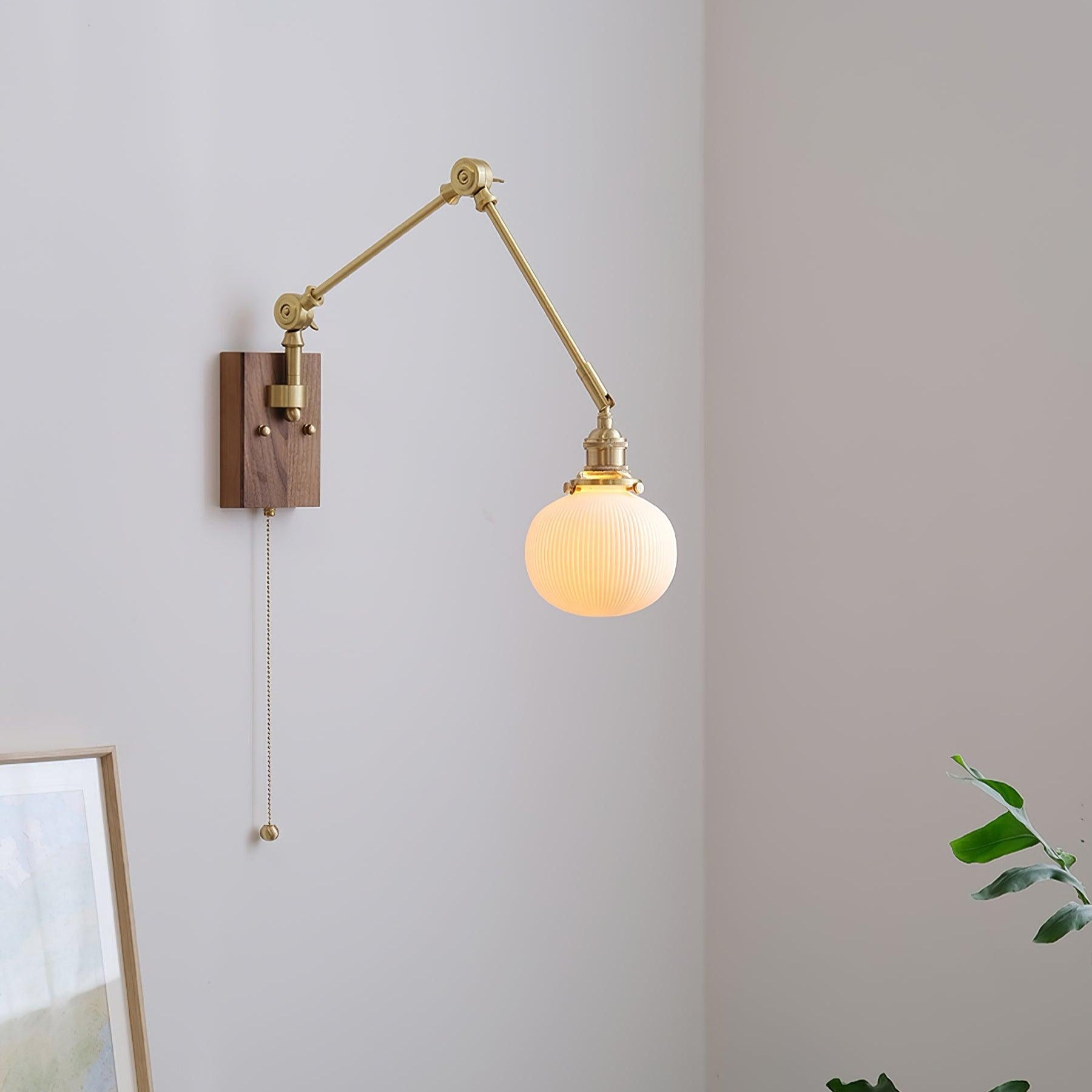 Lampada da parete vintage Brione con braccio oscillante regolabile | Fioriscas