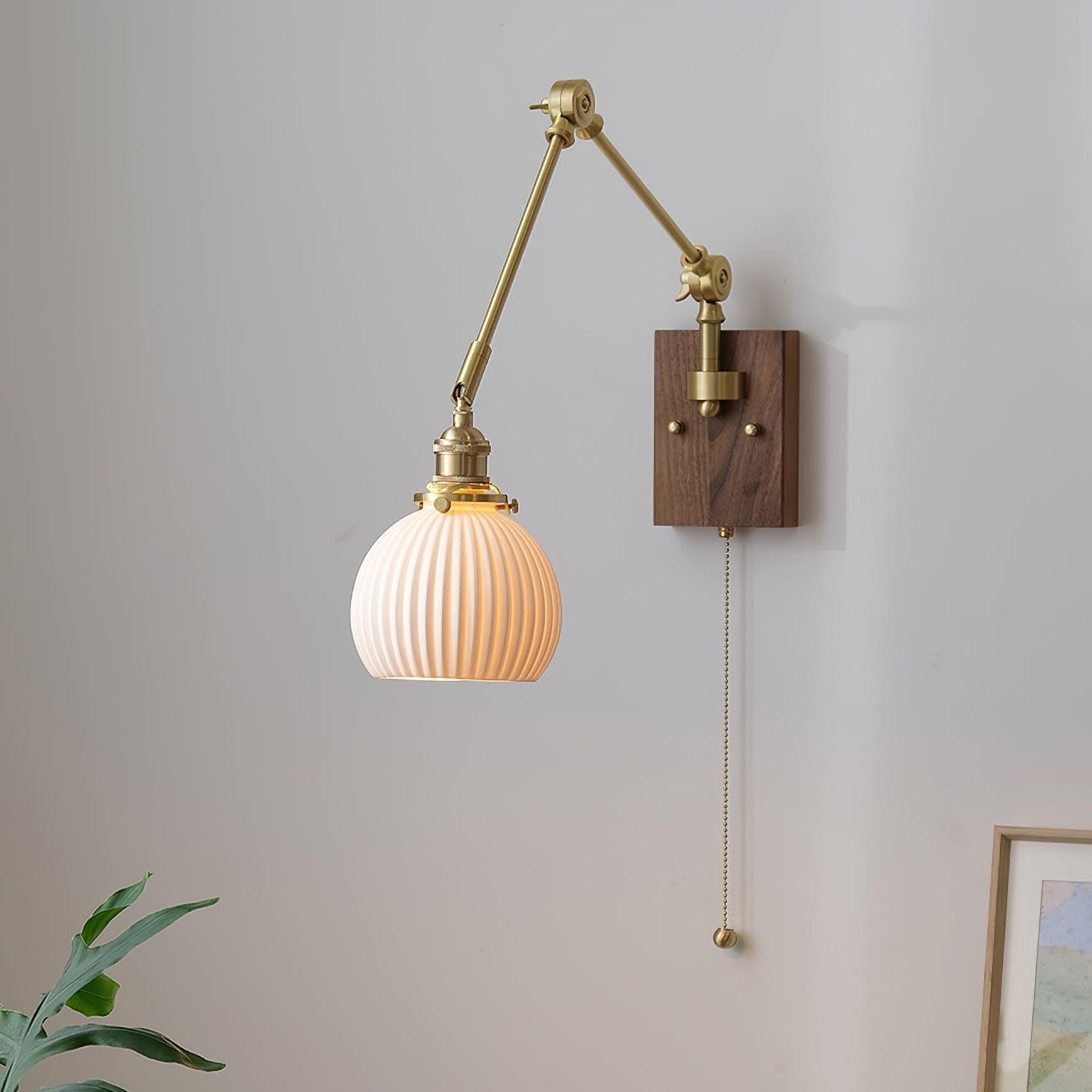 Lampada da parete vintage Brione con braccio oscillante regolabile | Fioriscas