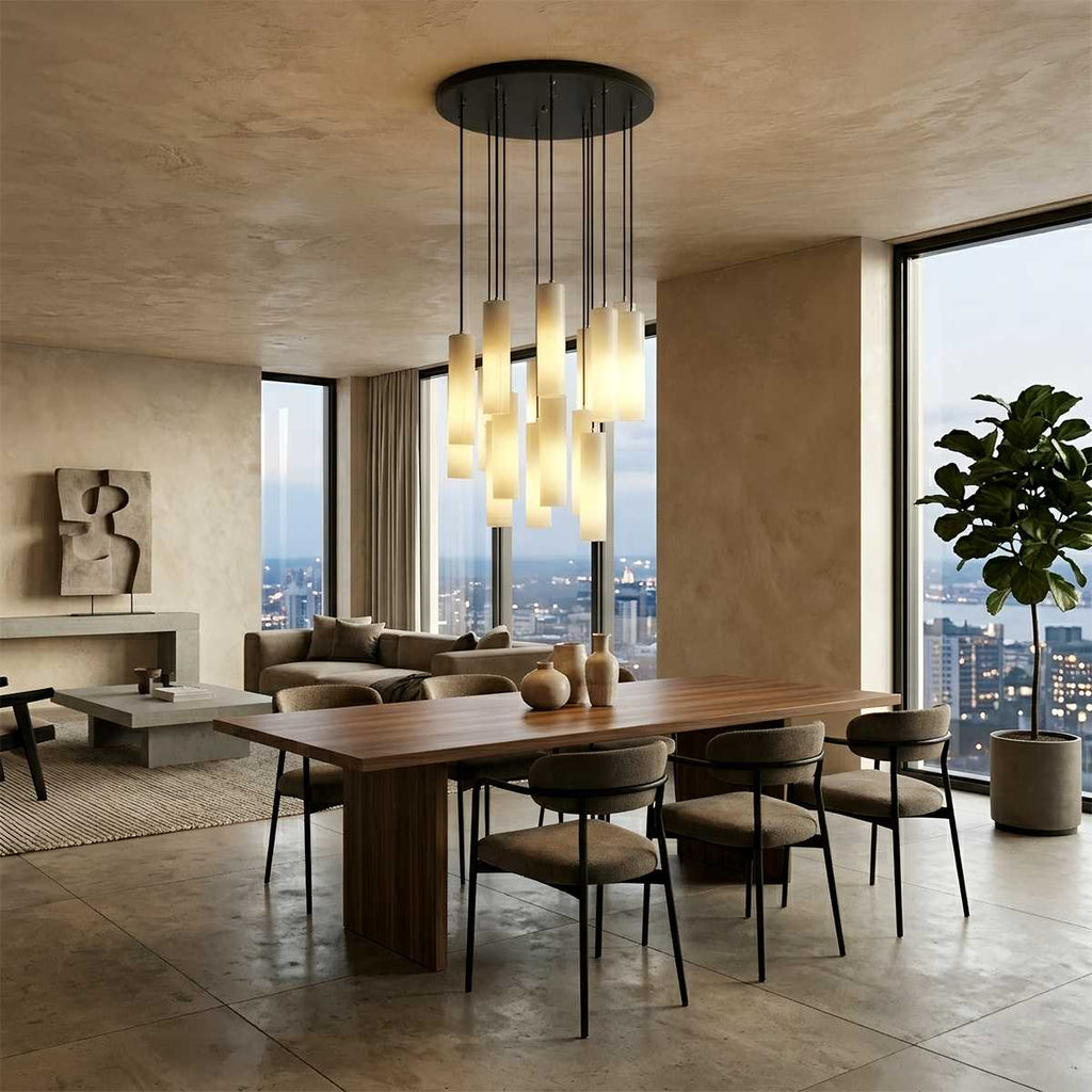 Lampadario a sospensione moderno con cilindri in alabastro e luce soffusa