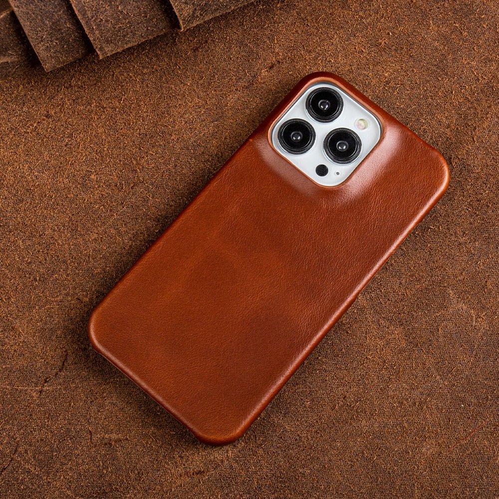 Premium Genuine Leather MagSafe iPhone Case with Oil-Wax Coating - Fioriscas