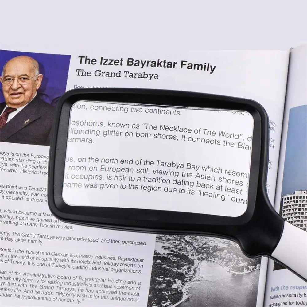 Hand magnifier with 3x magnification and LED lighting - Fioriscas