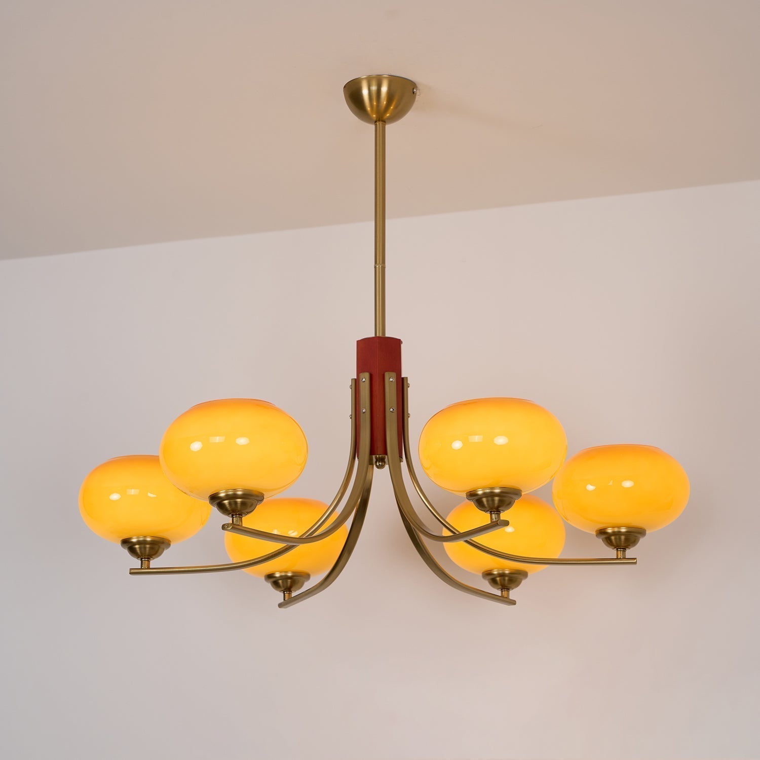 Auralyn 6-lys Amber Glasglobus Lysekrone | Fioriscas