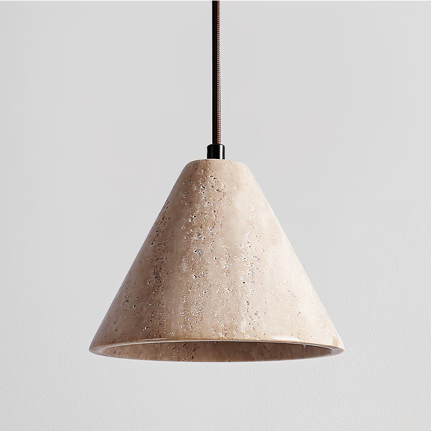 Cezoriel kegelvormige travertijn hanglamp | Fioriscas