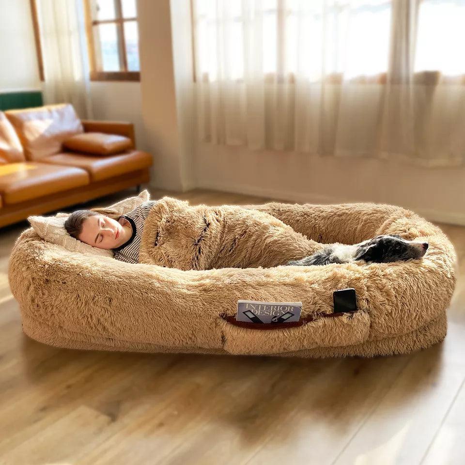 Le lit pour chien humain, une chaise longue confortable pour les humains du monde entier | Fioriscas