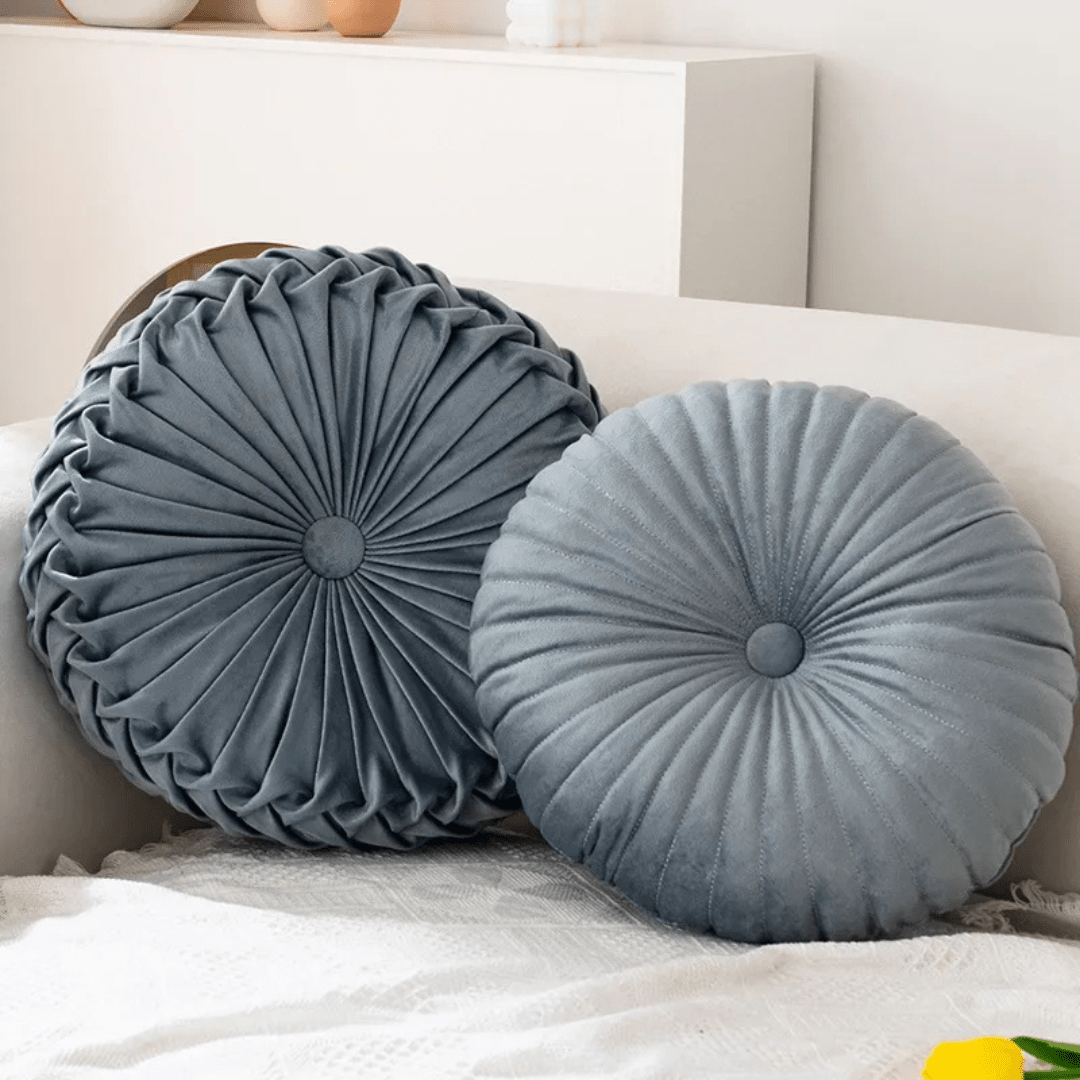 Pernă decorativă pufoasă, pentru un spațiu confortabil - Fioriscas