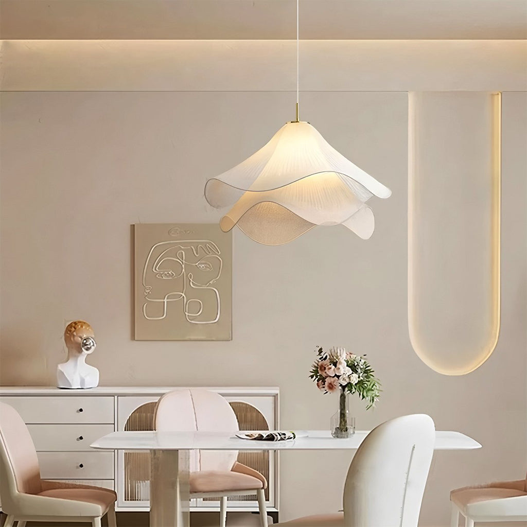 HaloWeave diffuse hanglamp in duurzaam stof voor een zachte moderne ambiance