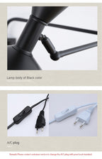 Lampada da parete NovaSwing, braccio orientabile, con spina e paralume satinato