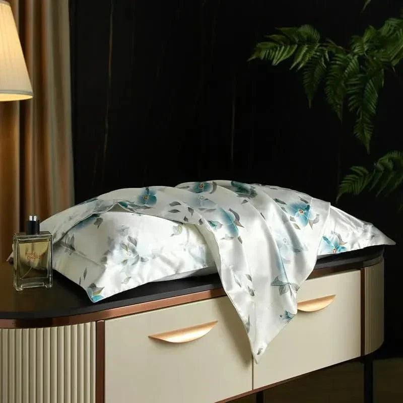 Mulberry Silk Pillowcase for Luxurious Sleep - Fioriscas