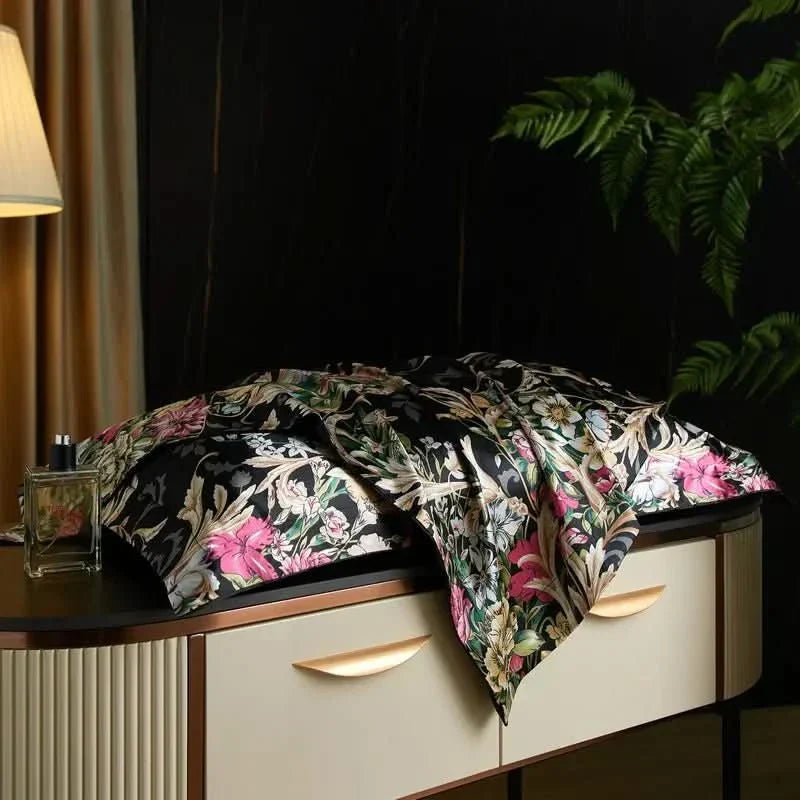 Mulberry Silk Pillowcase for Luxurious Sleep - Fioriscas