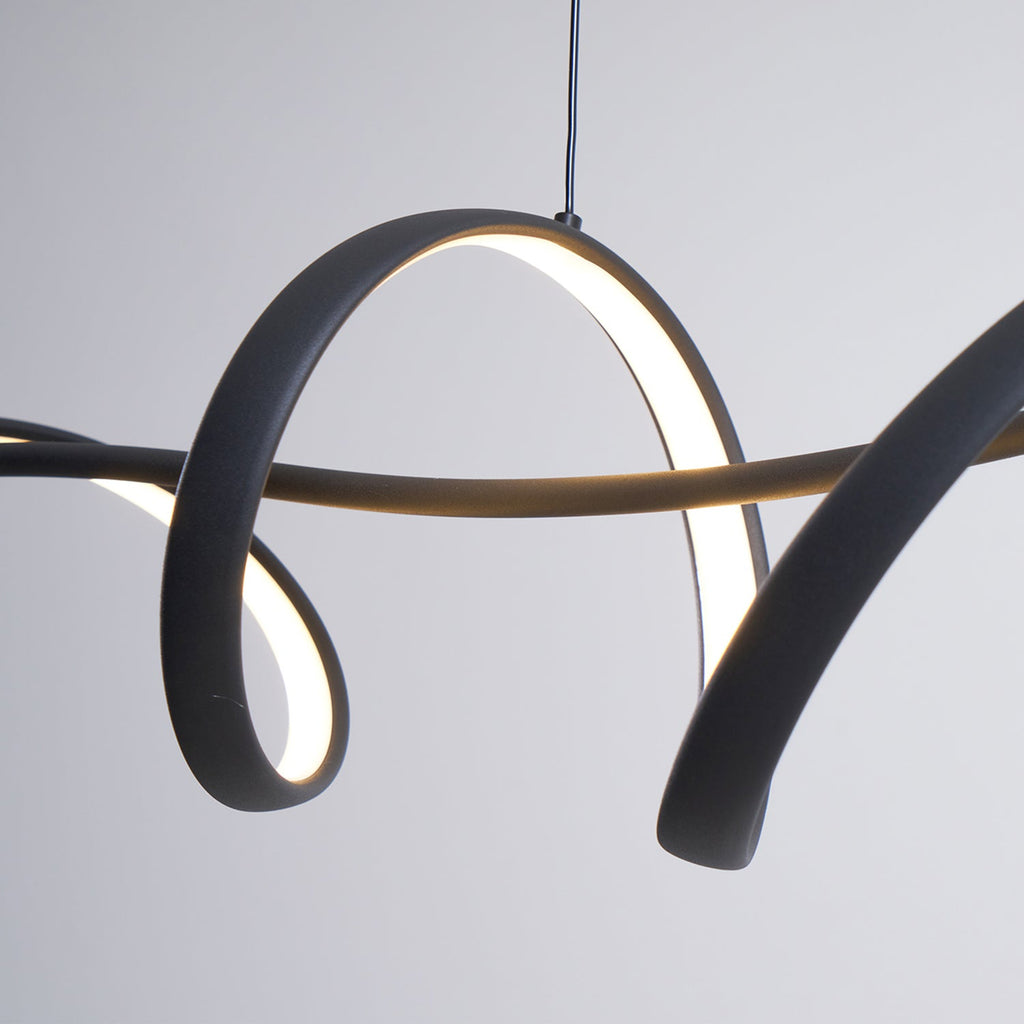 Suspension LED noire moderne Aveline | Fioriscas
