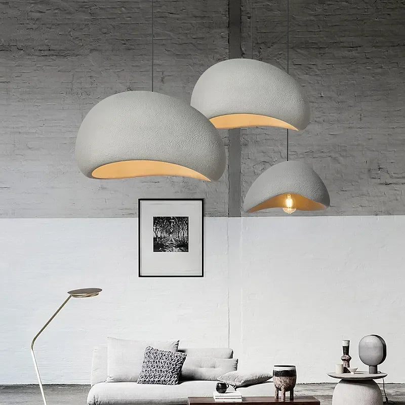 Závěsná lampa Cavelle Geometric s povrchem vzhledu cementu, 5 velikostí