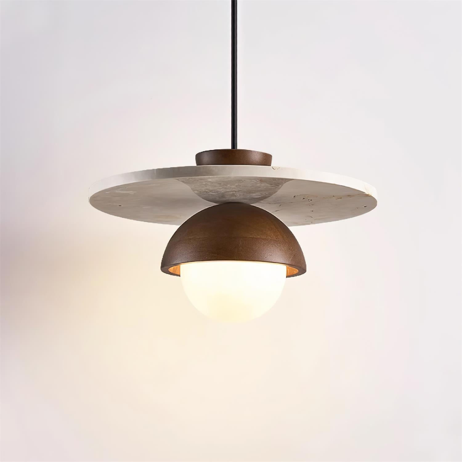 Lampada a sospensione Ritta con globo in vetro e travertino | Fioriscas