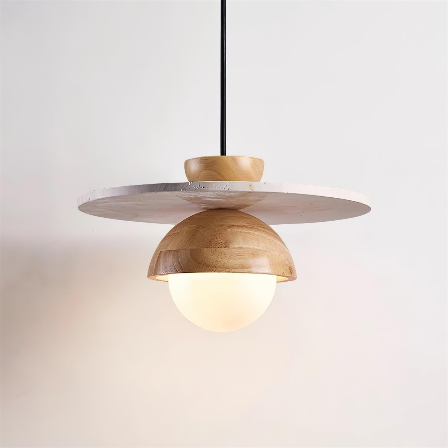 Lampada a sospensione Ritta con globo in vetro e travertino | Fioriscas