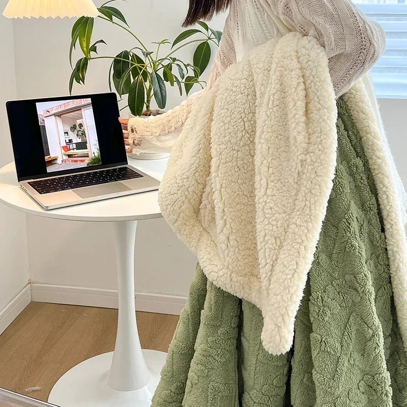 Cozy Wool Blanket for Home and Office - Fioriscas
