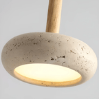 Retro lampa sufitowa LED z drewna i kamienia dla uspokajającej atmosfery - Fioriscas