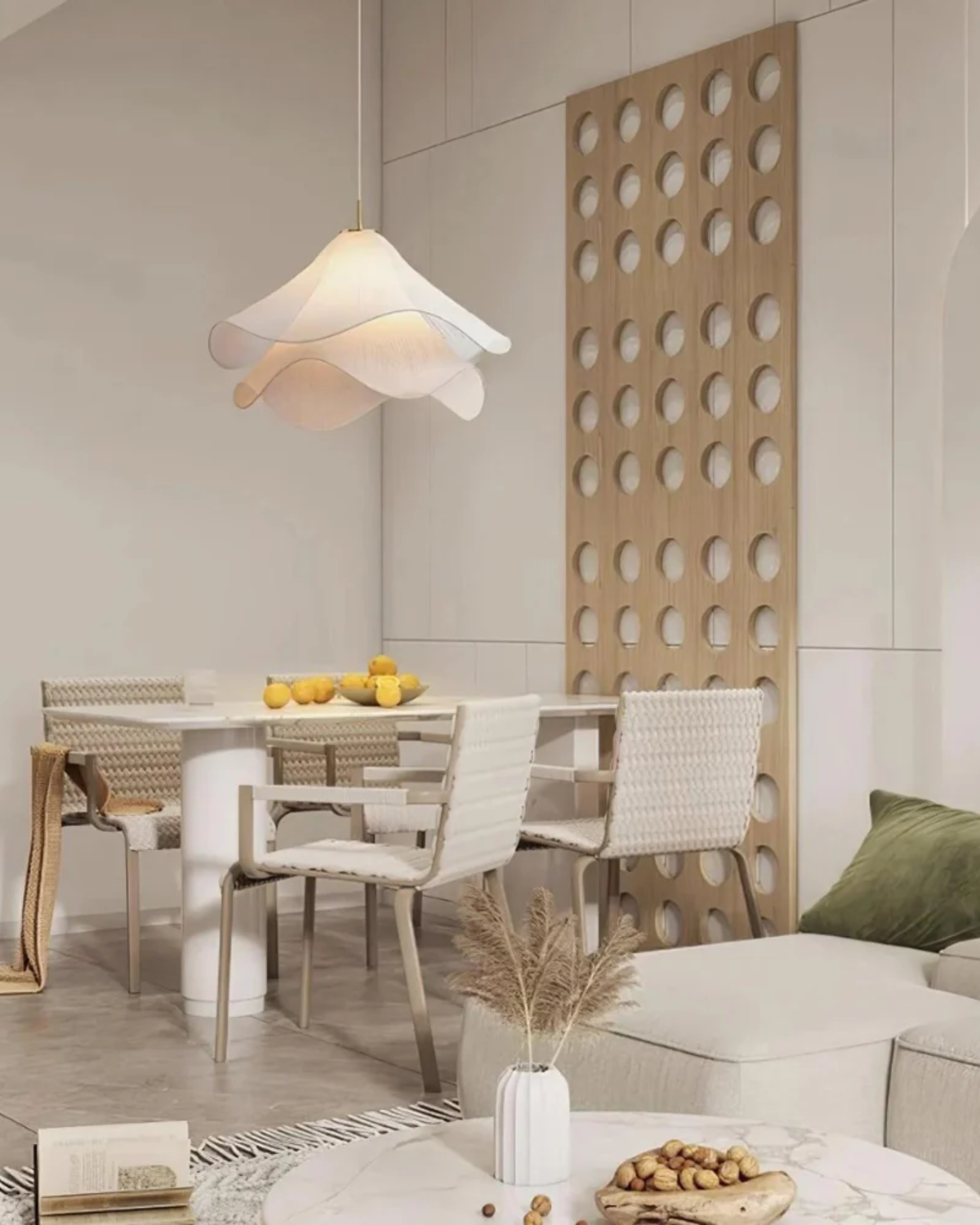Hanglamp, Kirra-lampenkap van gelaagde stof met bloembladvorm, twee maten