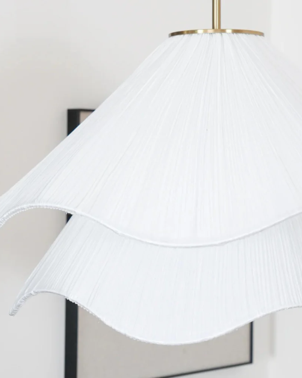 Hanglamp, Kirra-lampenkap van gelaagde stof met bloembladvorm, twee maten