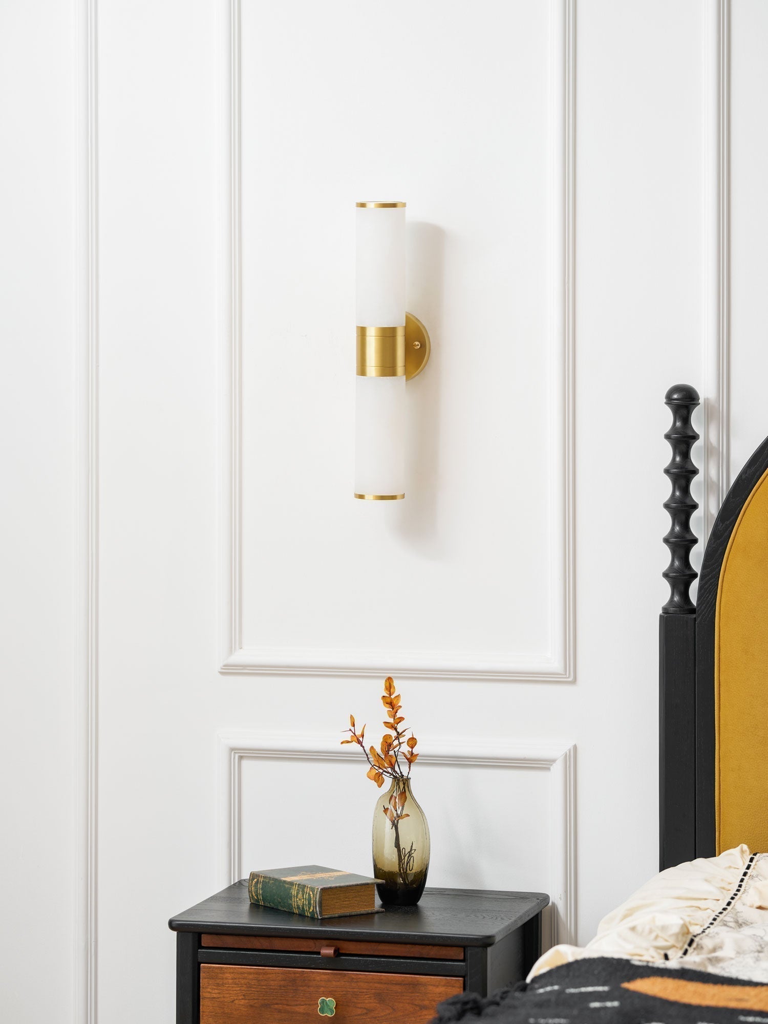 Applique murale minimaliste en albâtre Kaia | Fioriscas