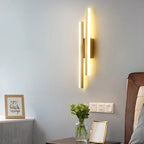 Nástěnné LED svítidlo LumiGlow, minimalistické nástěnné světlo do chodby ve zlaté nebo černé barvě