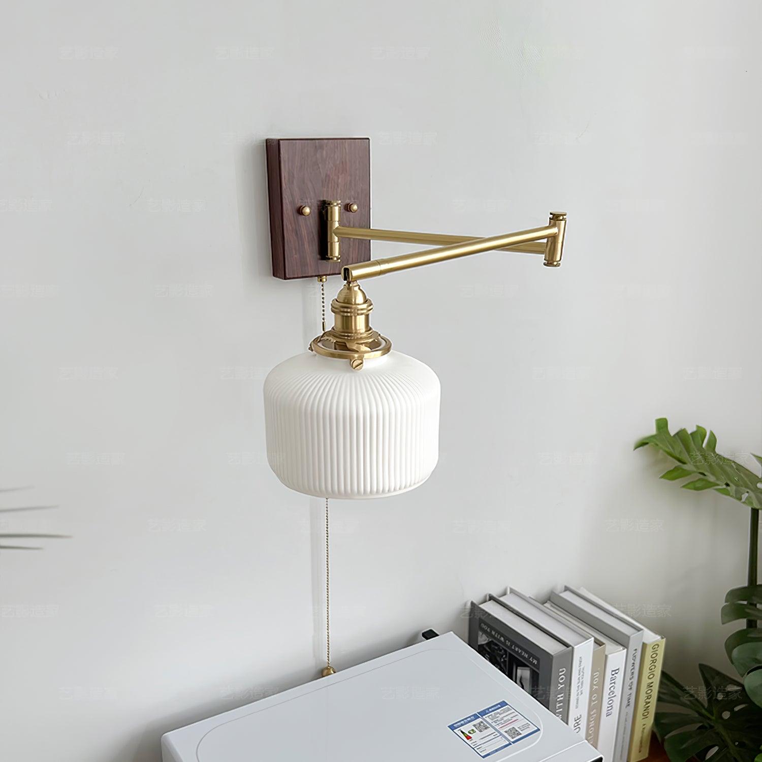 Artistieke Walnoot Messing Wandlamp Verstelbare Arm Vintage | Fioriscas