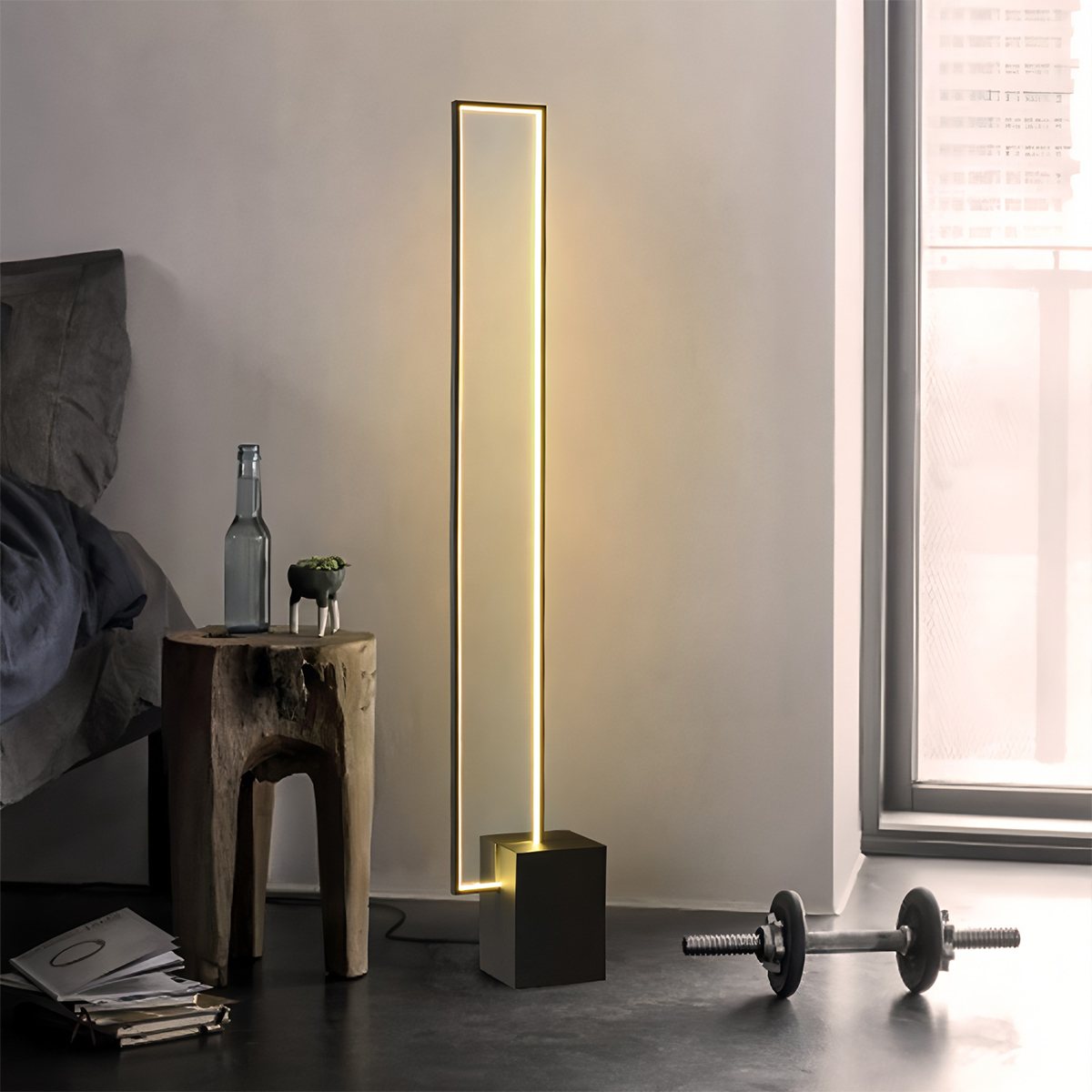 Lampada da terra moderna AstraLume con luminosità regolabile per spazi abitativi