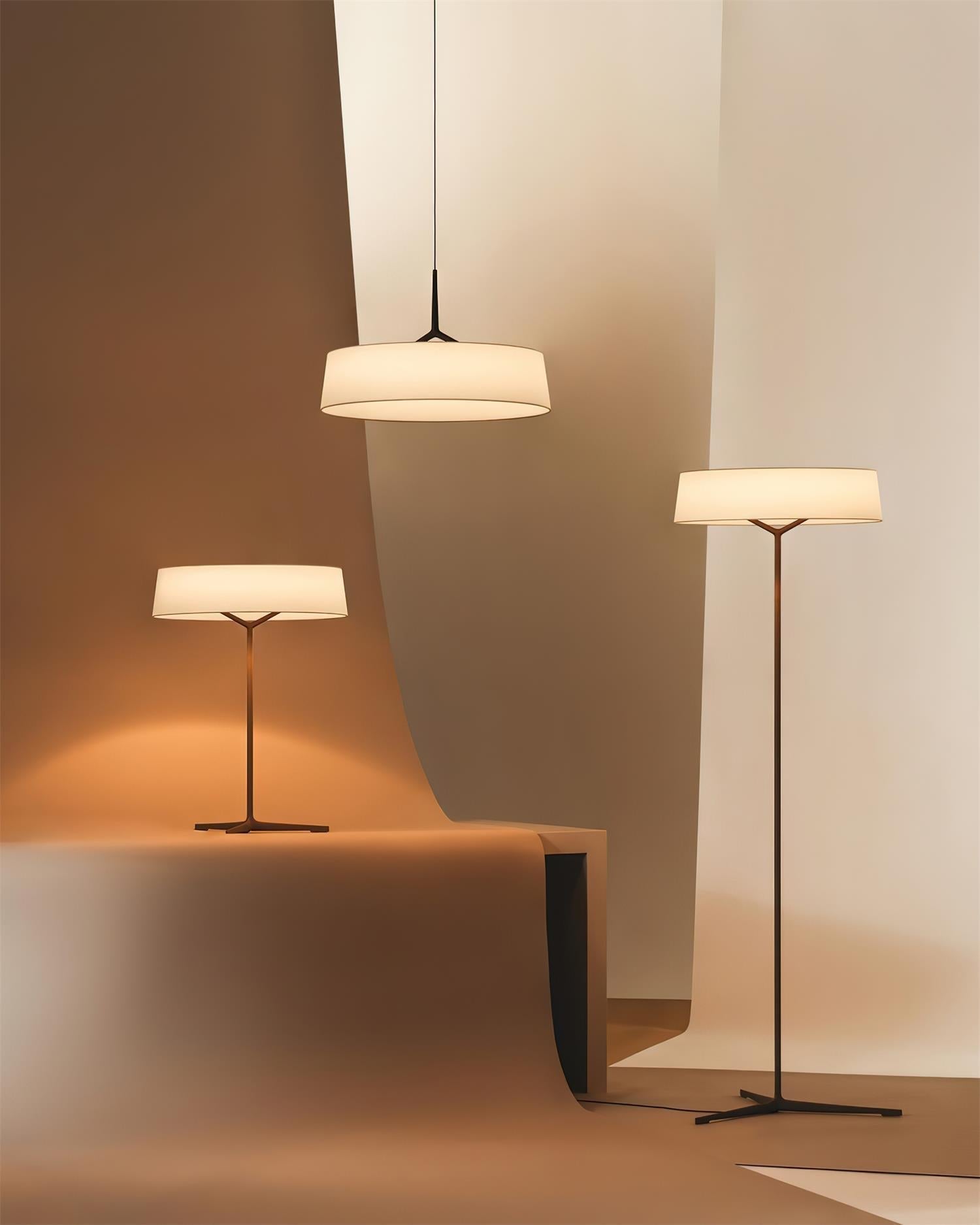 Pendellampe hvid stof tromme sort | Fioriscas