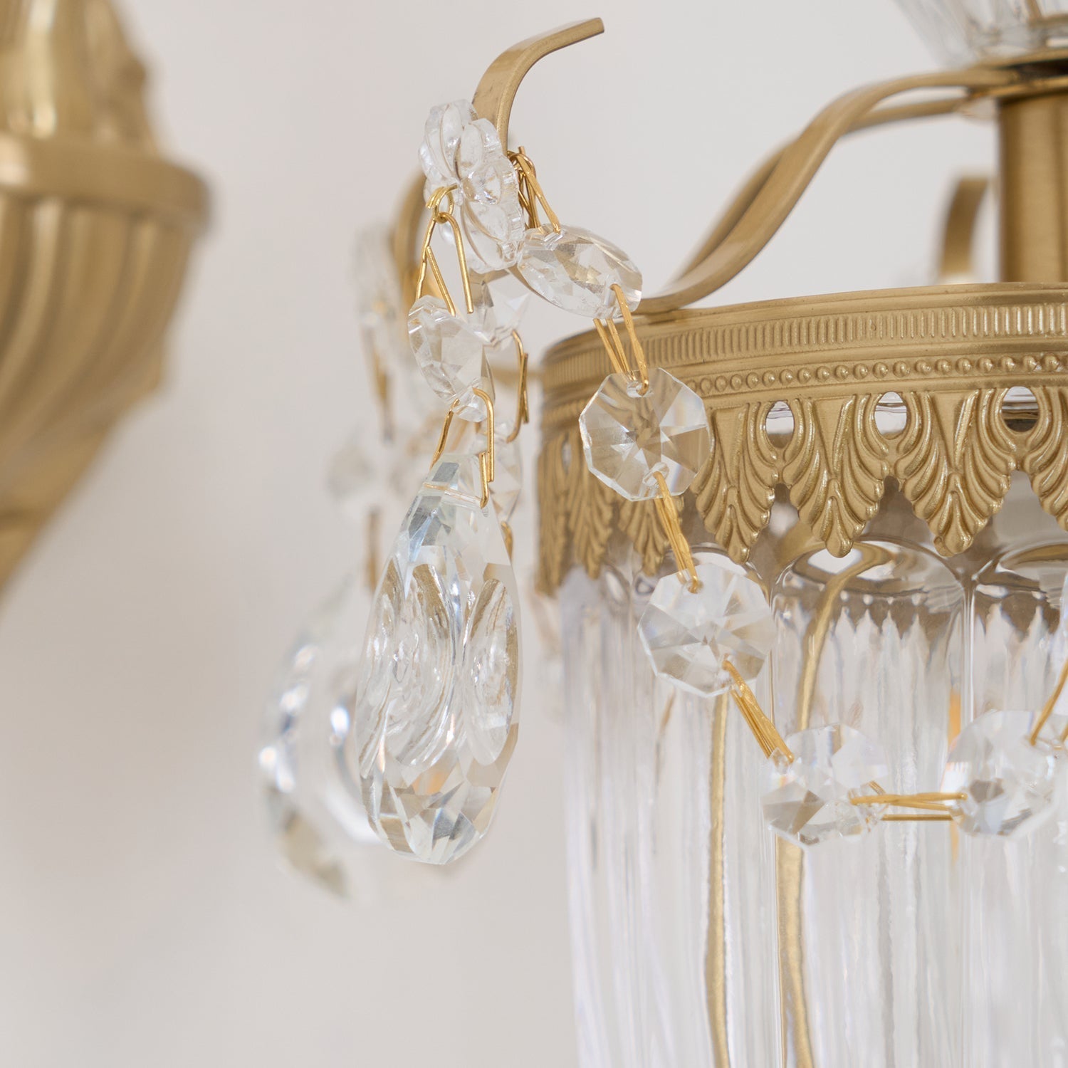 Elosia Gouden Dubbele Wandlamp | Fioriscas