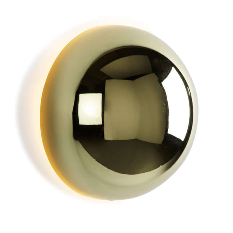 Minimalist Bauhaus wall light 1