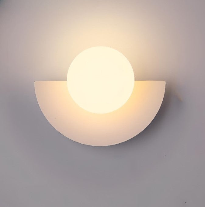 Applique da parete LED semicircolare NovaArc, stile nordico, cinque finiture