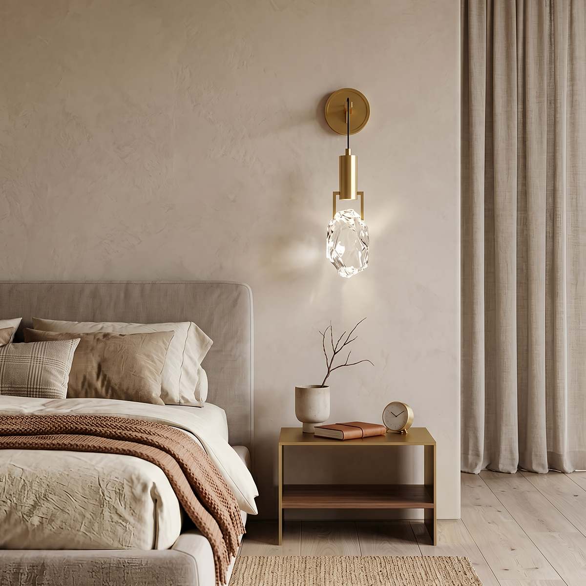 Aurelia Crystal Halo LED Wall Lamp With Gold Finish Frame