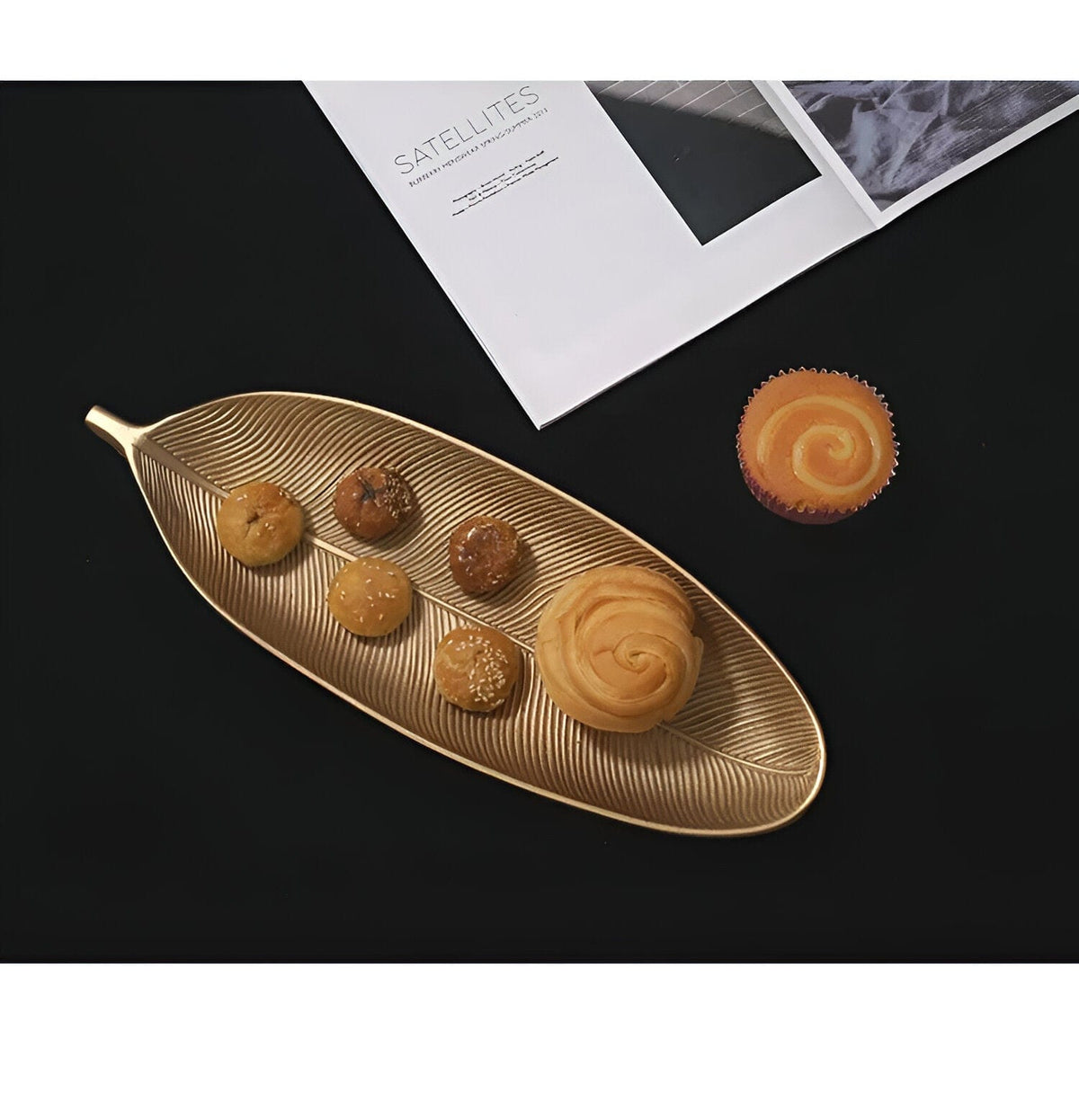 Leaf-Shaped Wood Serving Tray, Nordic Gold Finish, Pineapple Motif
