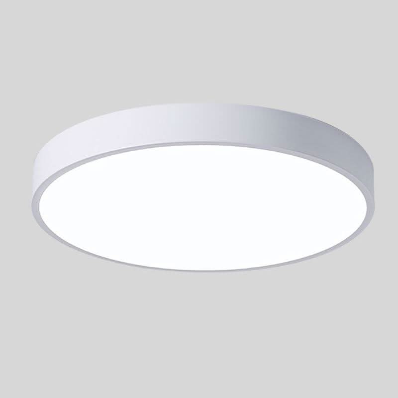 Nordisk taklampa i trä med LED för en mysig hemmamiljö - Fioriscas