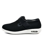 Breite Mesh-Wanderschuhe mit verstellbaren Riemen und zusätzlicher Tiefe