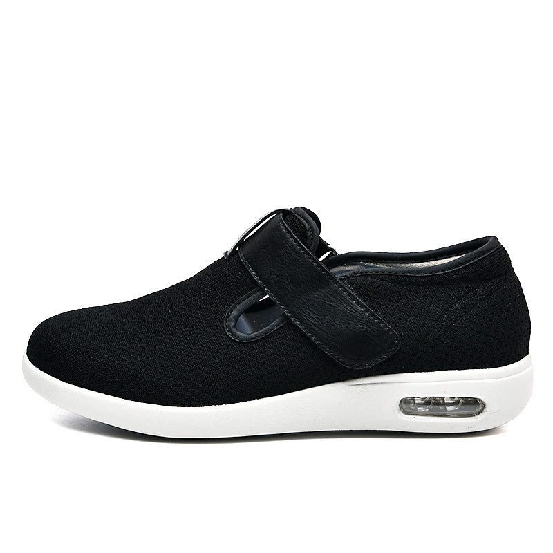 Breite Mesh-Wanderschuhe mit verstellbaren Riemen und zusätzlicher Tiefe