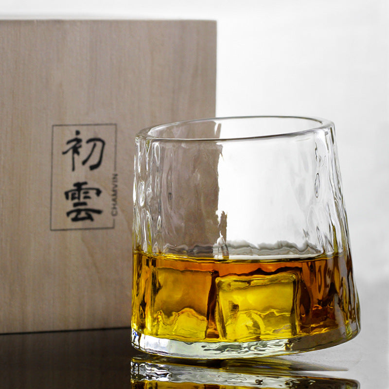 Kiyomi Hand-Etched Crystal Whisky Glass in Wooden Gift Box