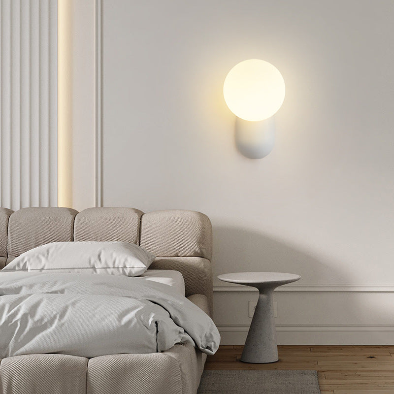 Lampada da parete moderna a LED Valentina in resina e vetro per camera da letto/soggiorno | Fioriscas