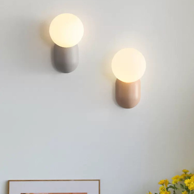 Lampada da parete moderna a LED Valentina in resina e vetro per camera da letto/soggiorno | Fioriscas