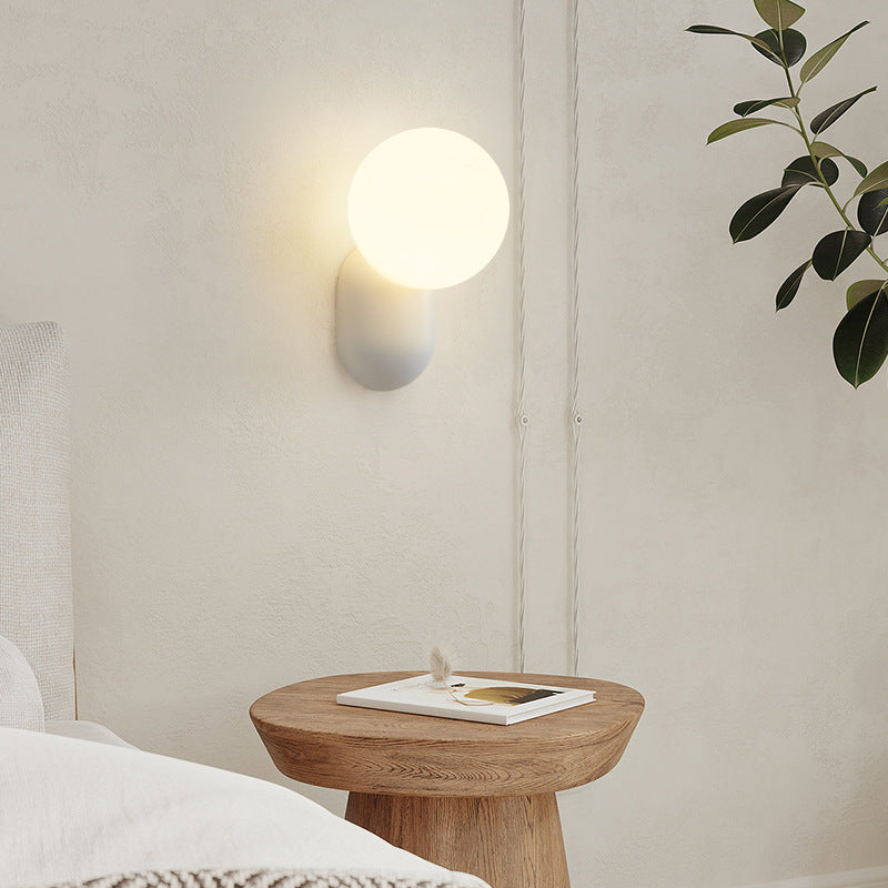 Lampada da parete moderna a LED Valentina in resina e vetro per camera da letto/soggiorno | Fioriscas