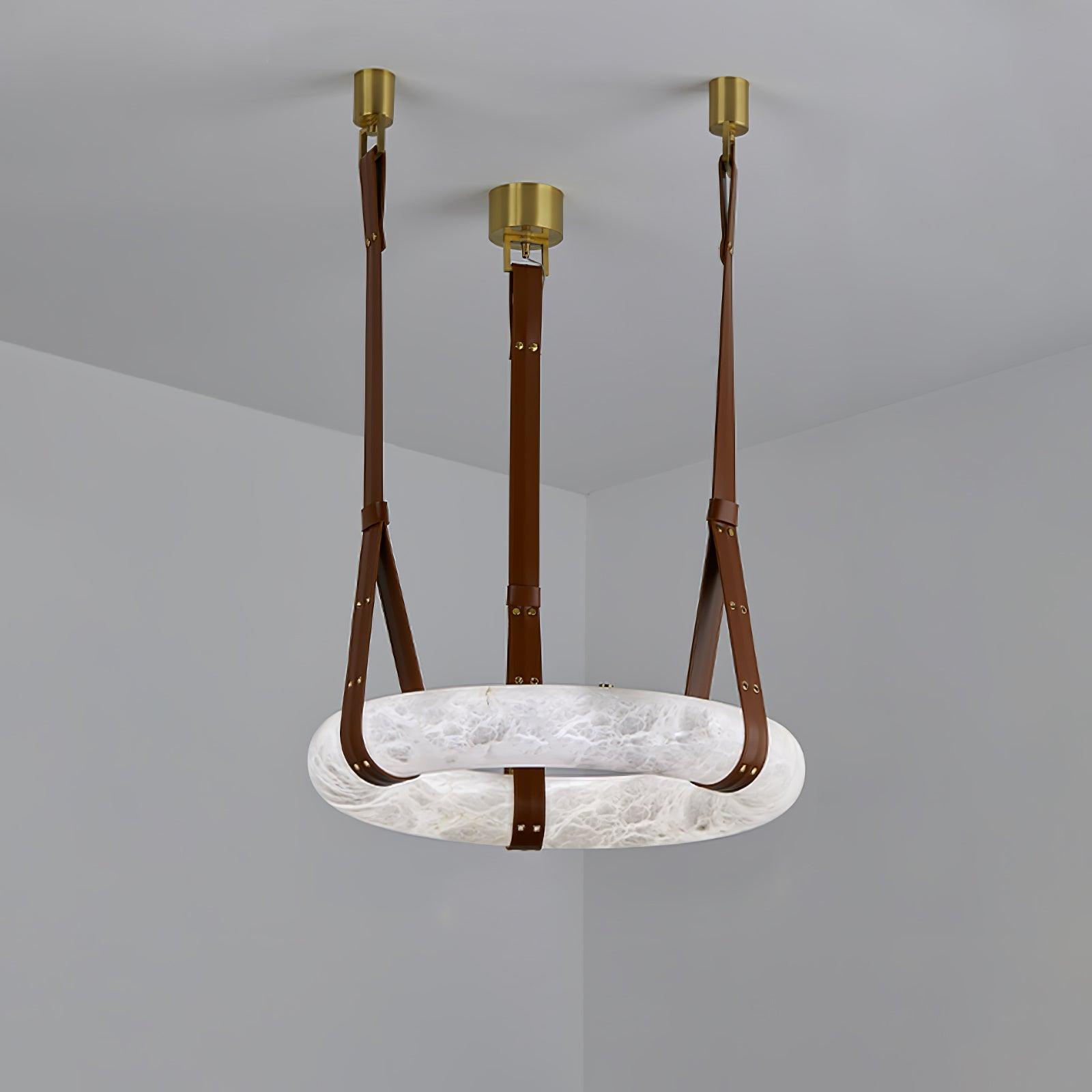 Lampada a sospensione Étoile con anello in alabastro e cinturini in pelle stile scandinavo | Fioriscas