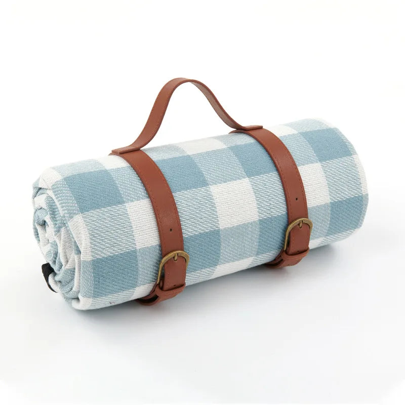 Waterproof Foldable Picnic Blanket For Camping And Beach Trips | Fioriscas