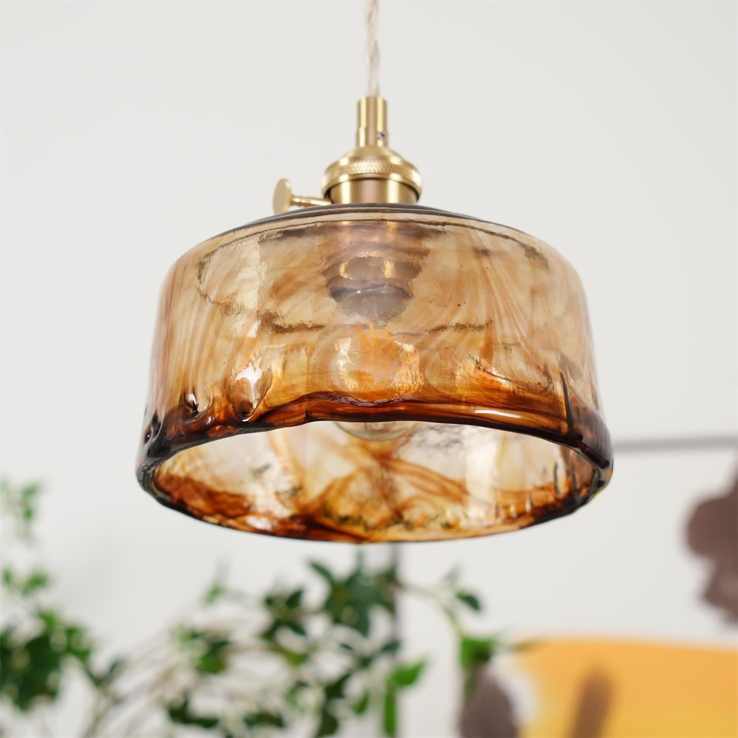 Suspension vintage Amberlyn en verre ambré | Fioriscas