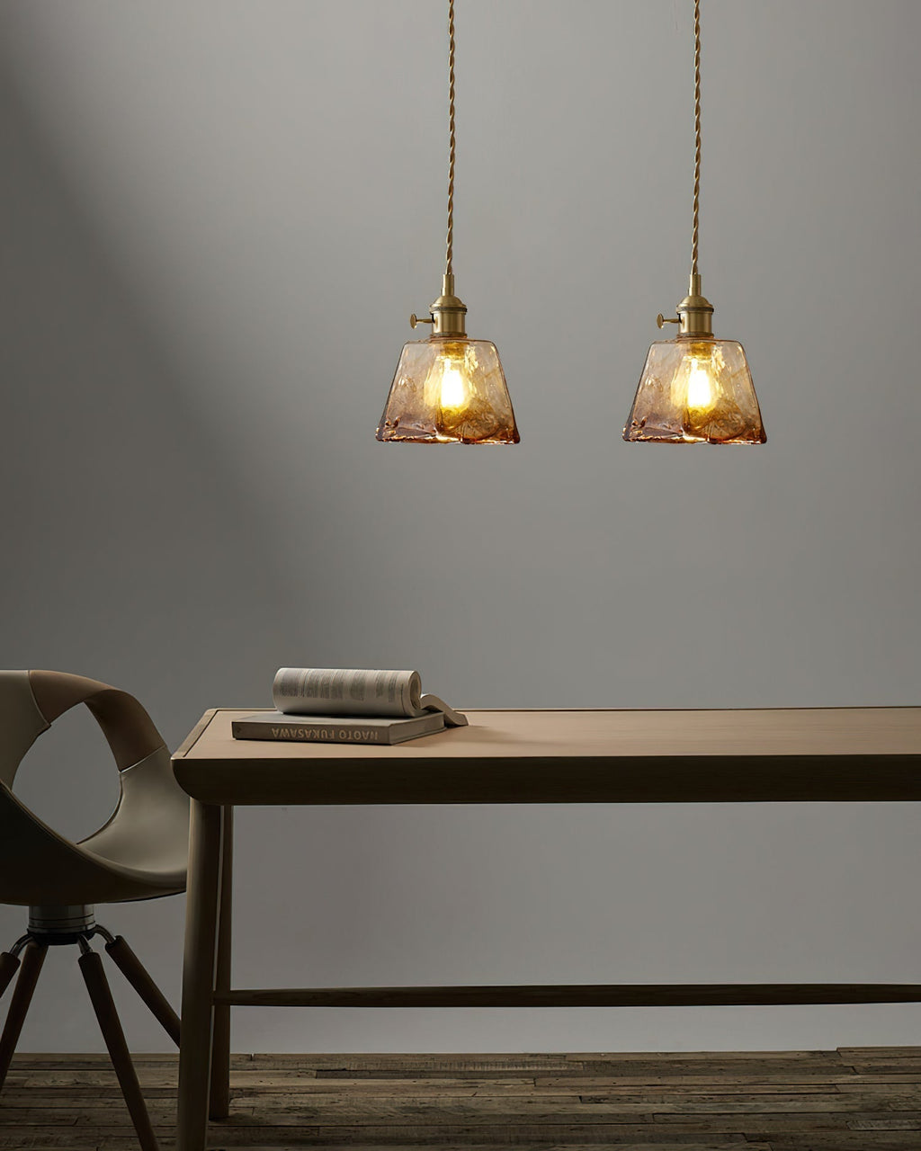 Suspension vintage Amberlyn en verre ambré | Fioriscas