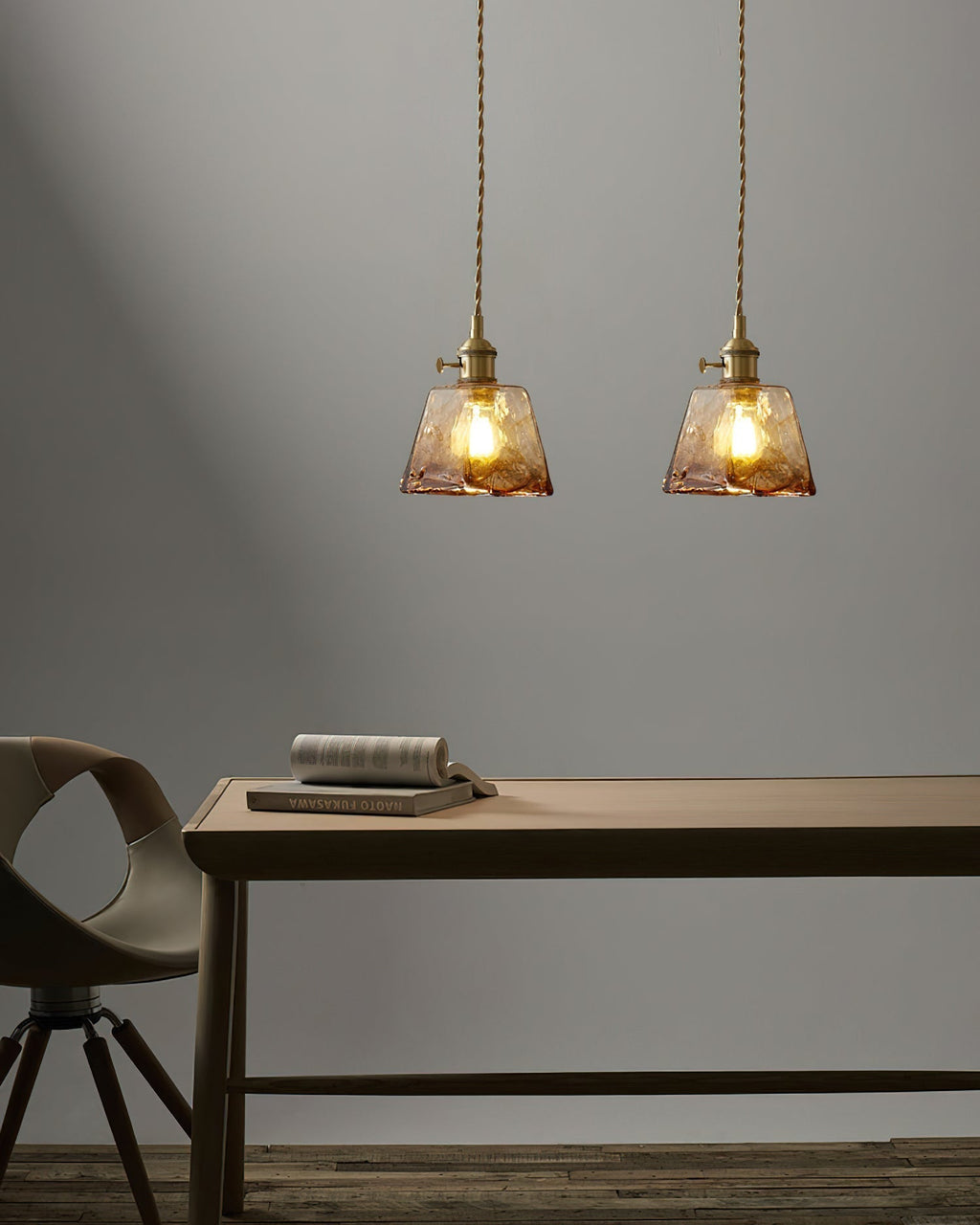 Suspension vintage Amberlyn en verre ambré | Fioriscas