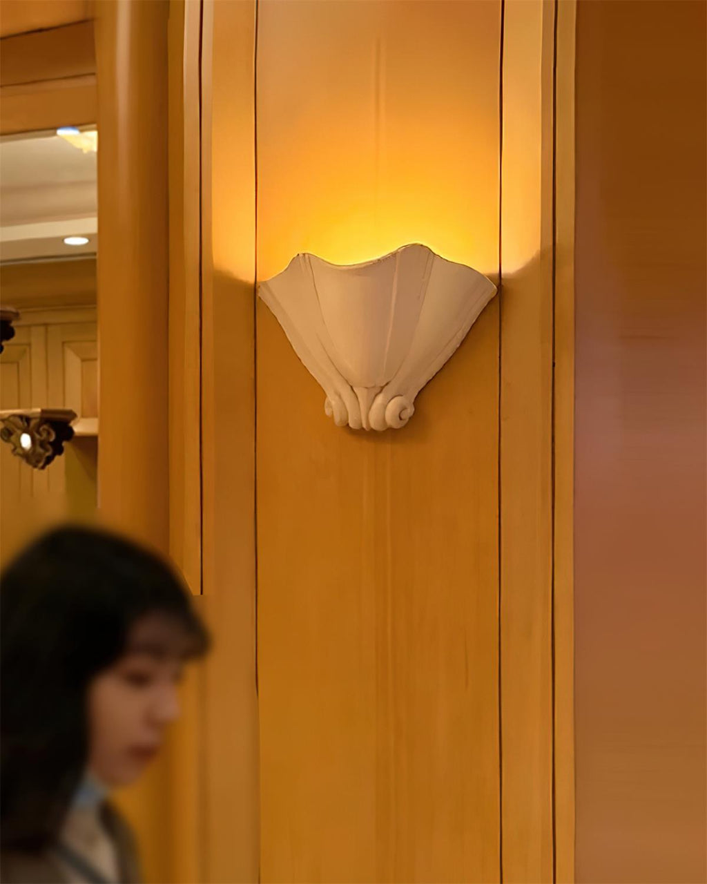 Ysola White Plaster Shell Wall Lamp | Fioriscas