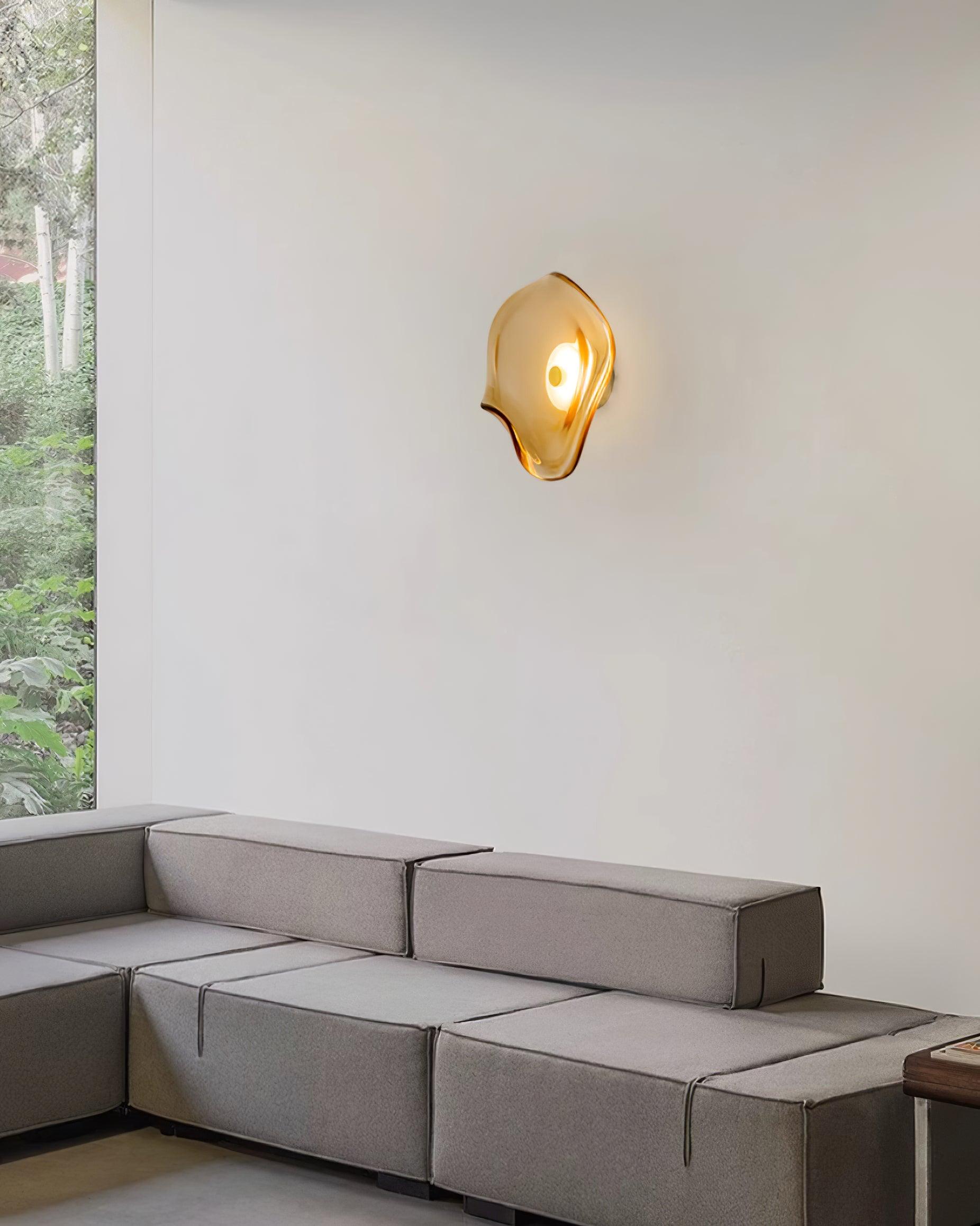 Lunara Bernsteinfarbenes Glas-Wandlicht | Fioriscas