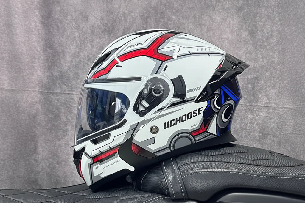 Motorcycle Helmet, Modular Flip-Up Design With Twin-Lens Shield, DOT Certified